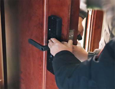 禅城24小时上门开锁公司
